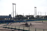 オキハム読谷平和の森球場・読谷村運動広場でソフトボールの練習をしていソフトボール女子TOP日本代表の選手たちの写真