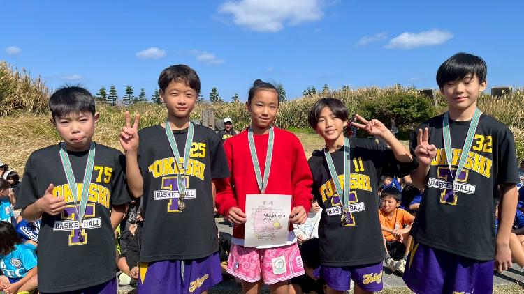 Aクラス男子の部（優勝）渡慶次男子バスケAチーム