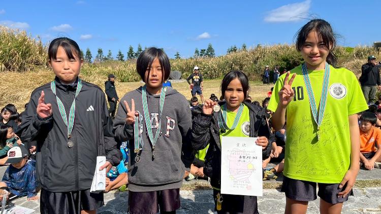 Aクラス女子の部（優勝）古堅FC（女子）チーム