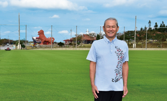 読谷村長石嶺　傳實