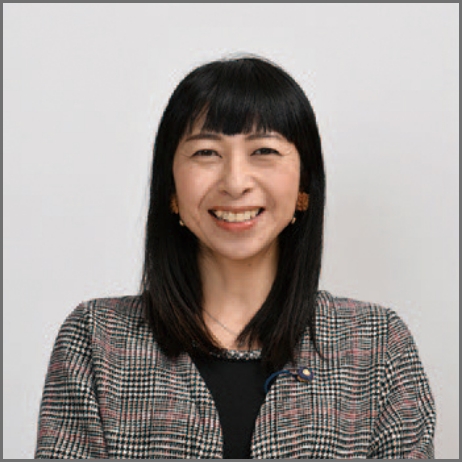城間 真弓